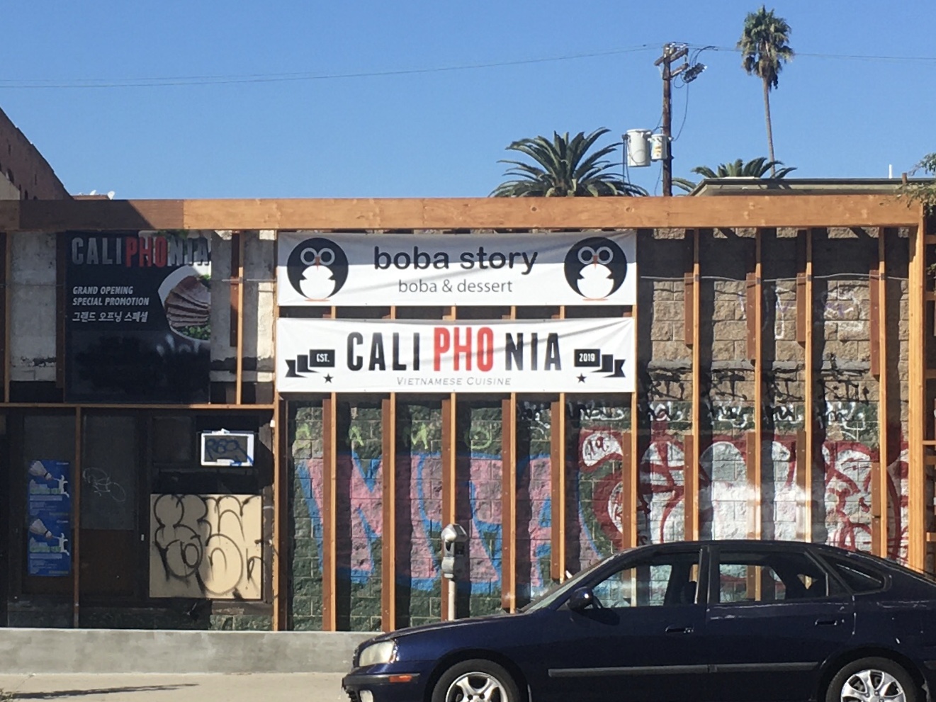 Cali Pho Nia restaurant in Koreatown LA