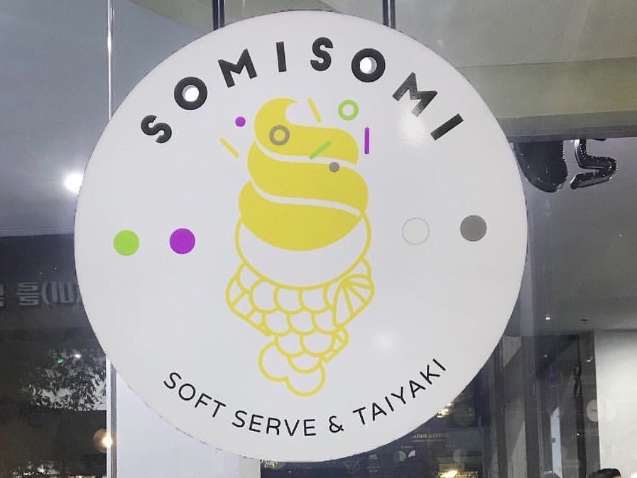 SomiSomi Dessert Cafe in Koreatown LA