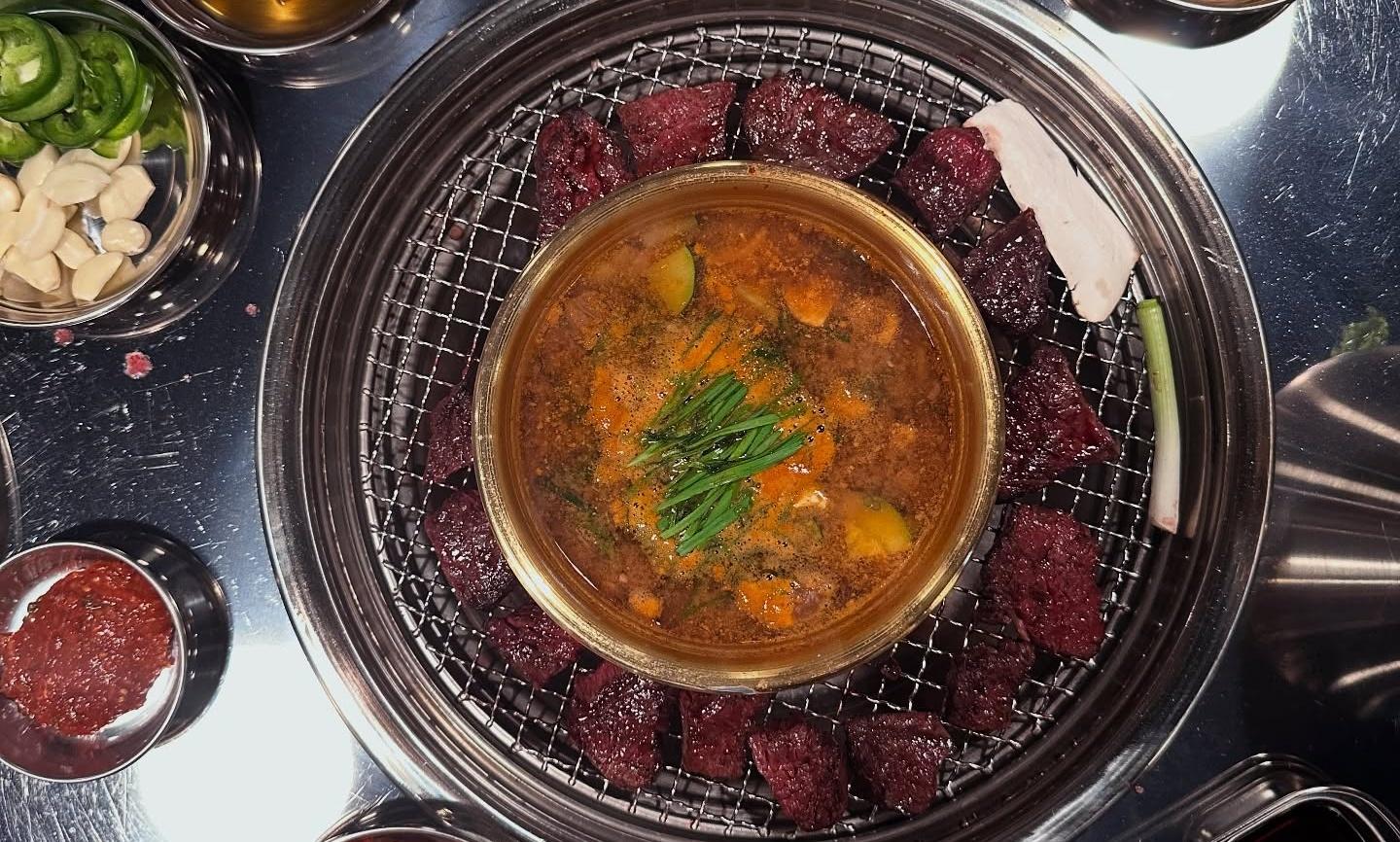 Kkondae BBQ Restaurant in Koreatown LA